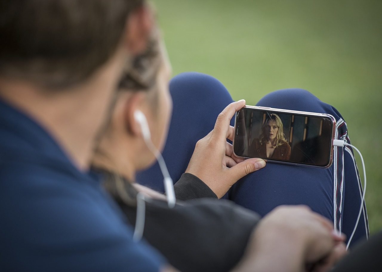 Top 5 mejores IAs gratis para crear videos