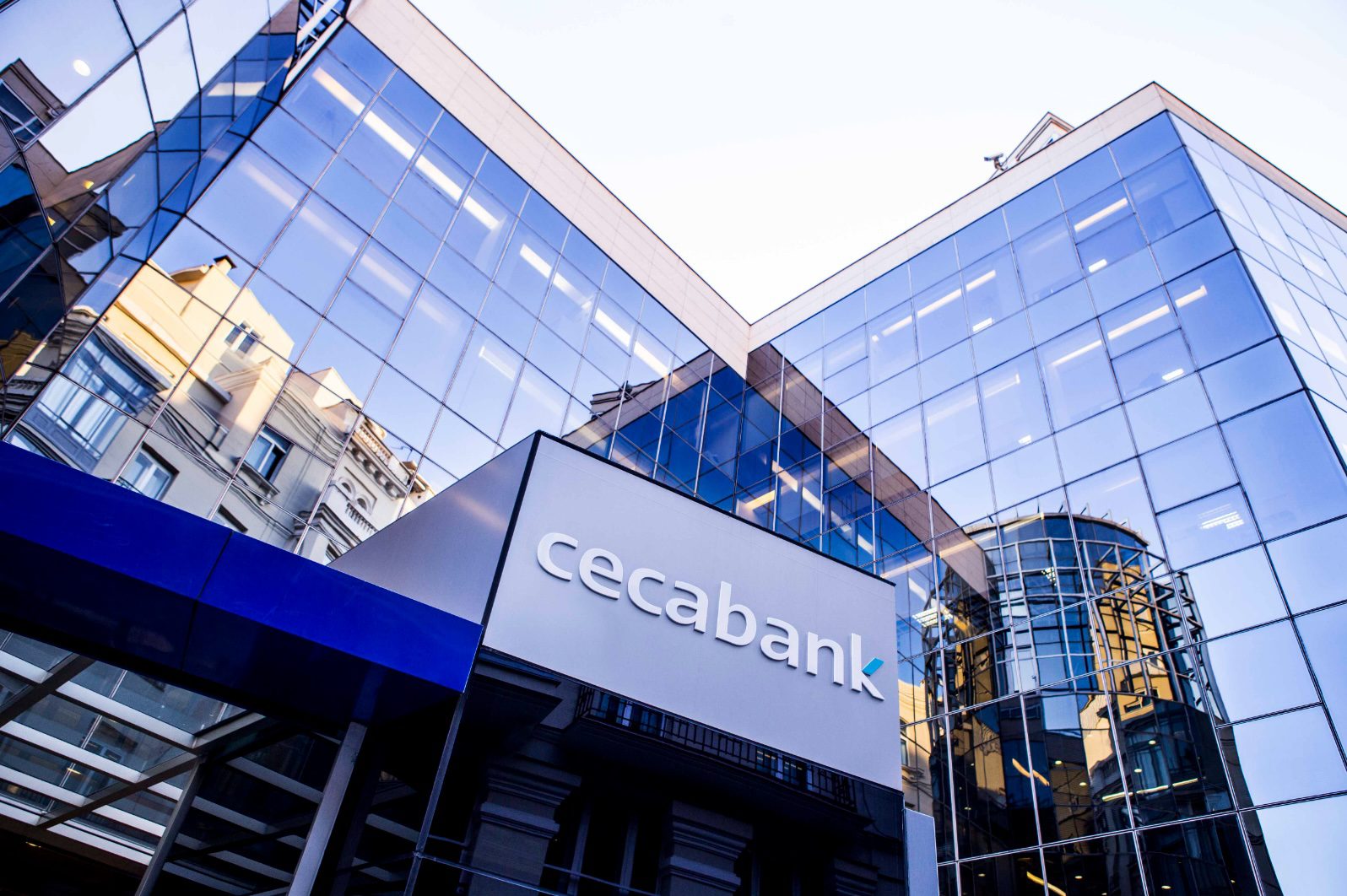 Cecabank estrena MiCA en España con servicios de criptomonedas
