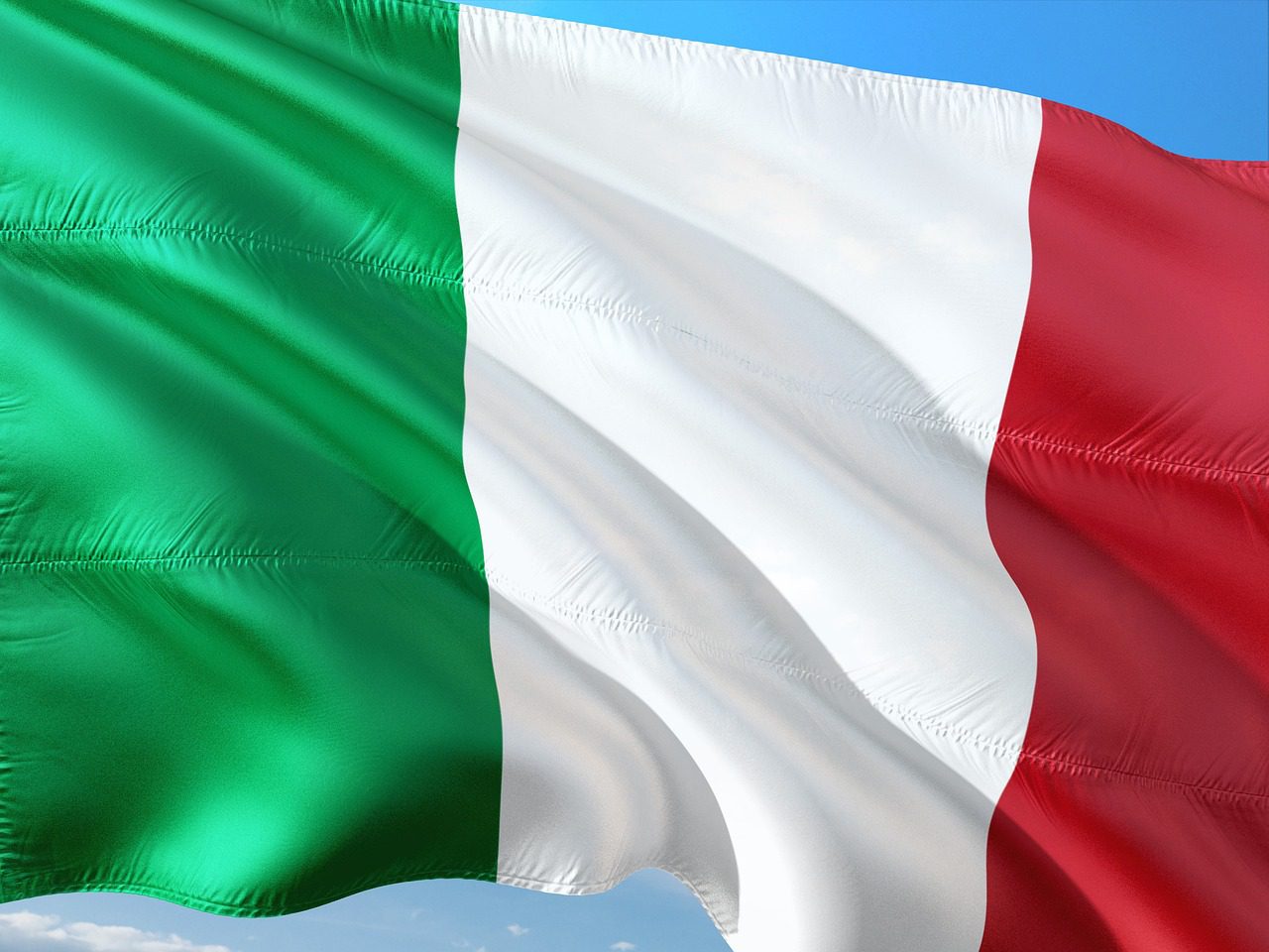 Italia da marcha atrás a elevar impuestos de las criptomonedas
