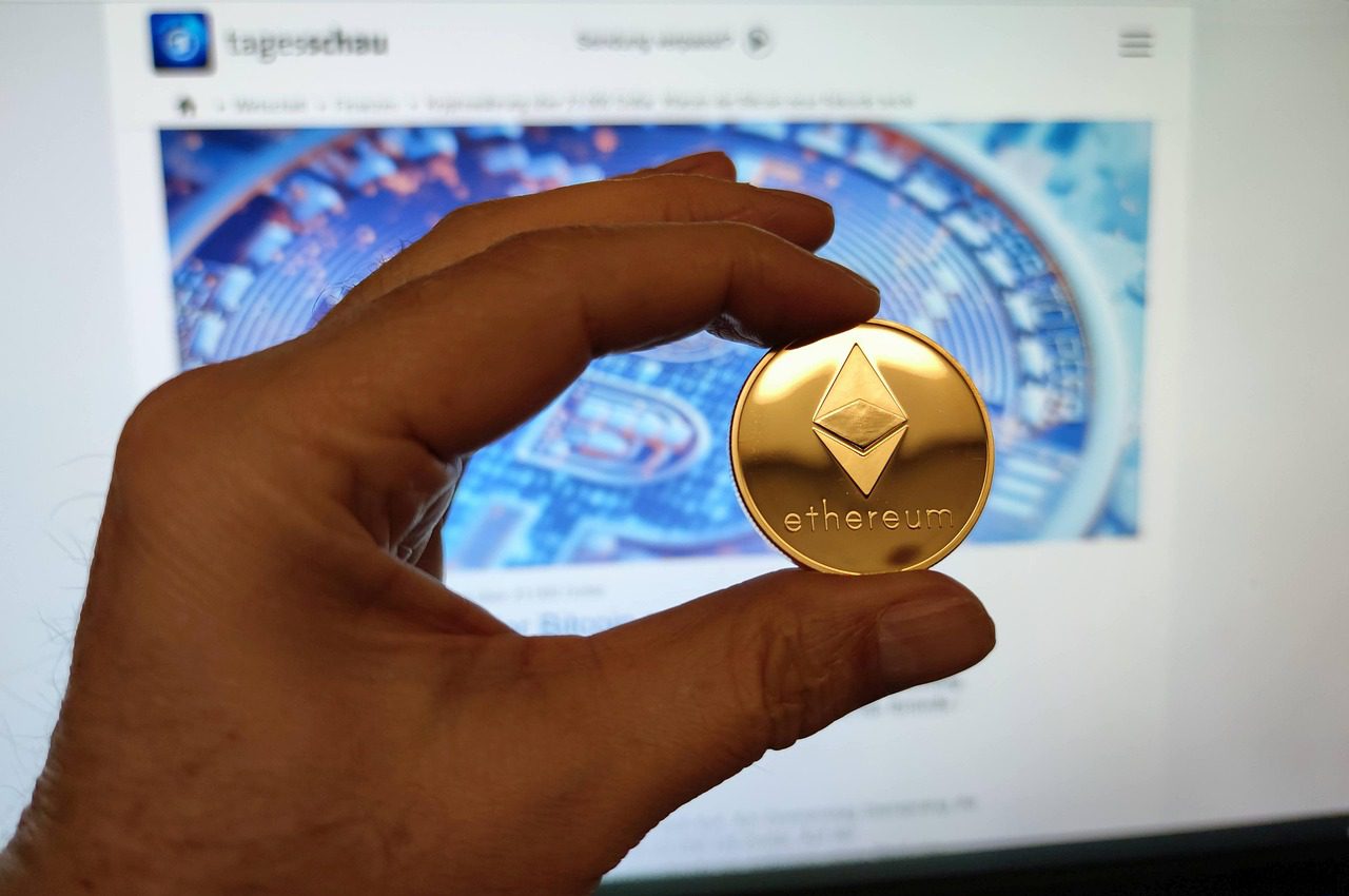 ETFs de Ethereum alcanzan récord de $1.500M en volumen diario