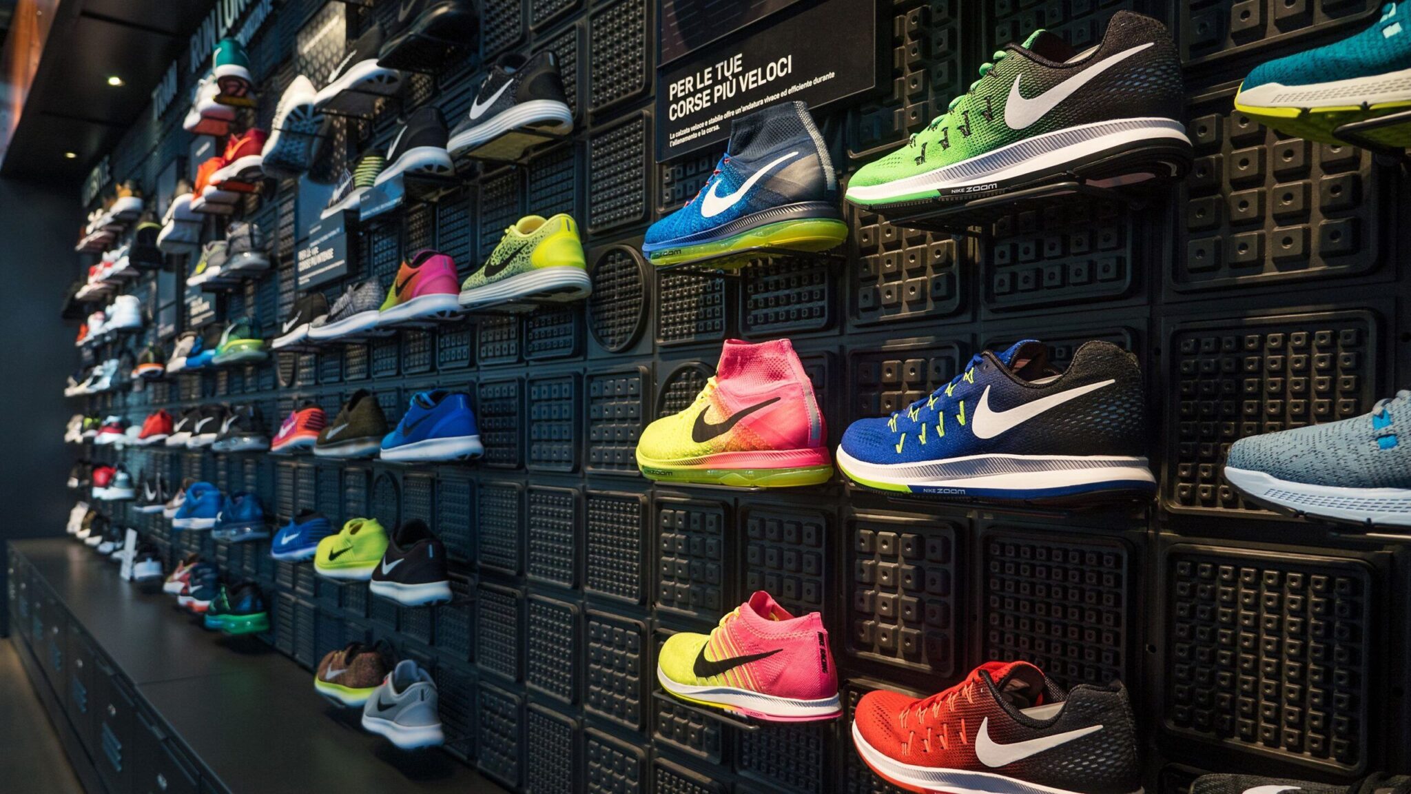 Nike bajo fuego legal: demanda millonaria por desaparición NFTs RTFKT