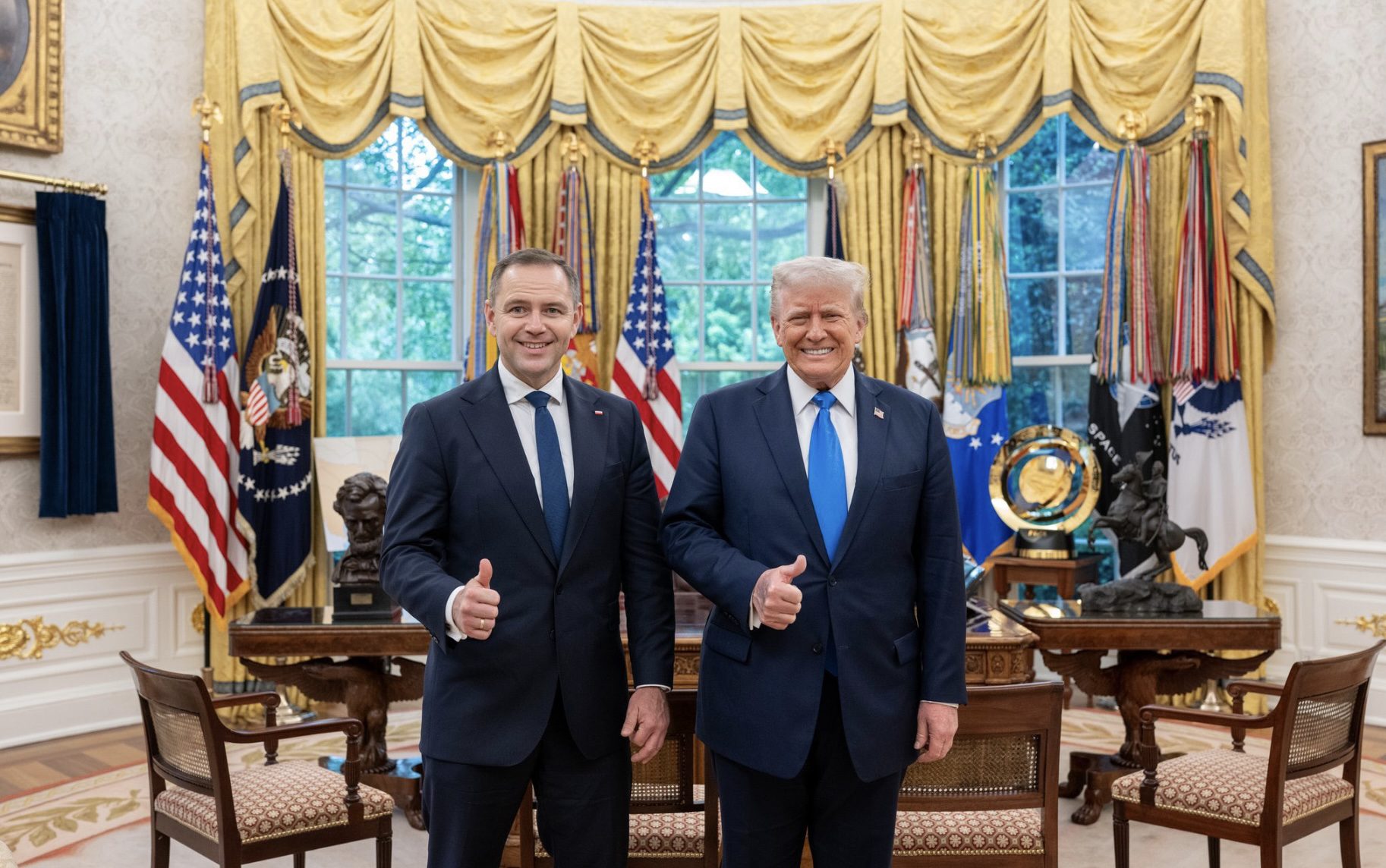 Polonia elige a un presidente pro-Bitcoin: Nawrocki gana las elecciones