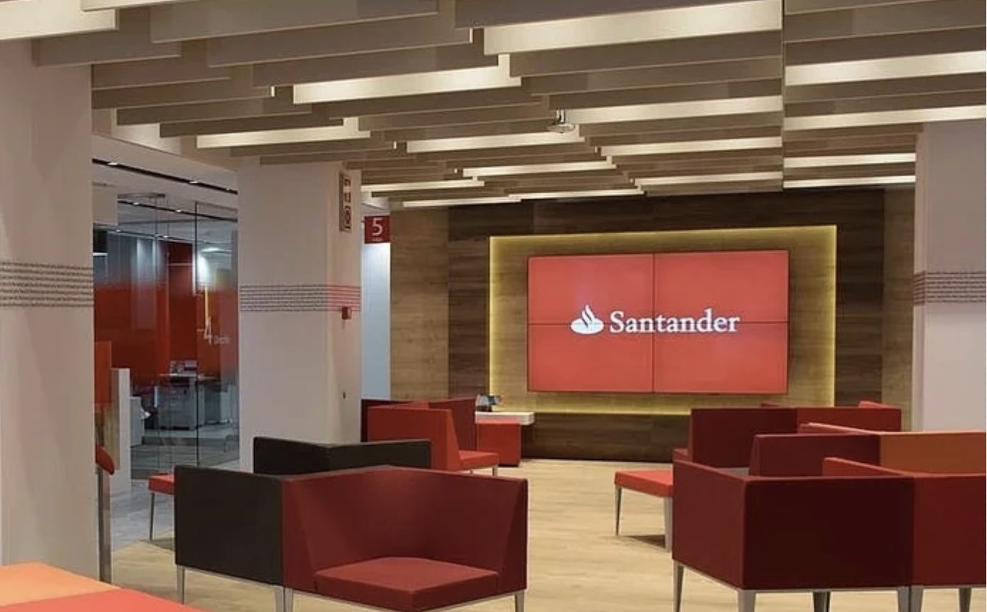 ¿Por qué Santander ofrece Polygon a sus clientes pese a su caída de precio?