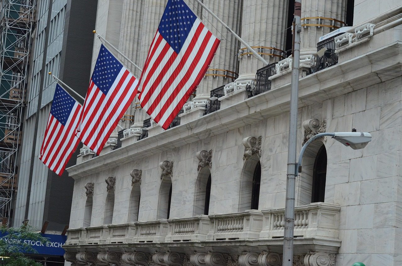 La Bolsa de Nueva York invierte 2.000 millones en Polymarket