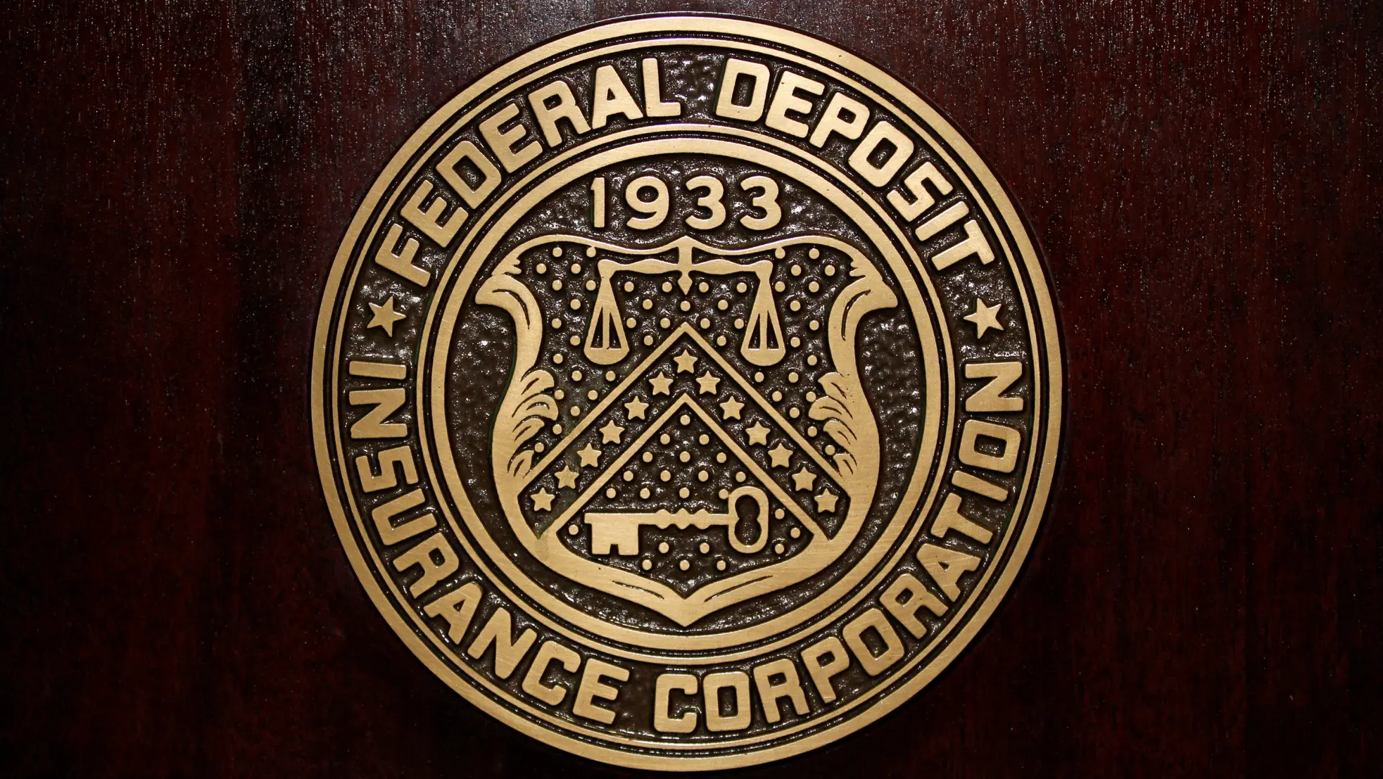 FDIC propone reglas para integrar stablecoins en bancos de Estados Unidos