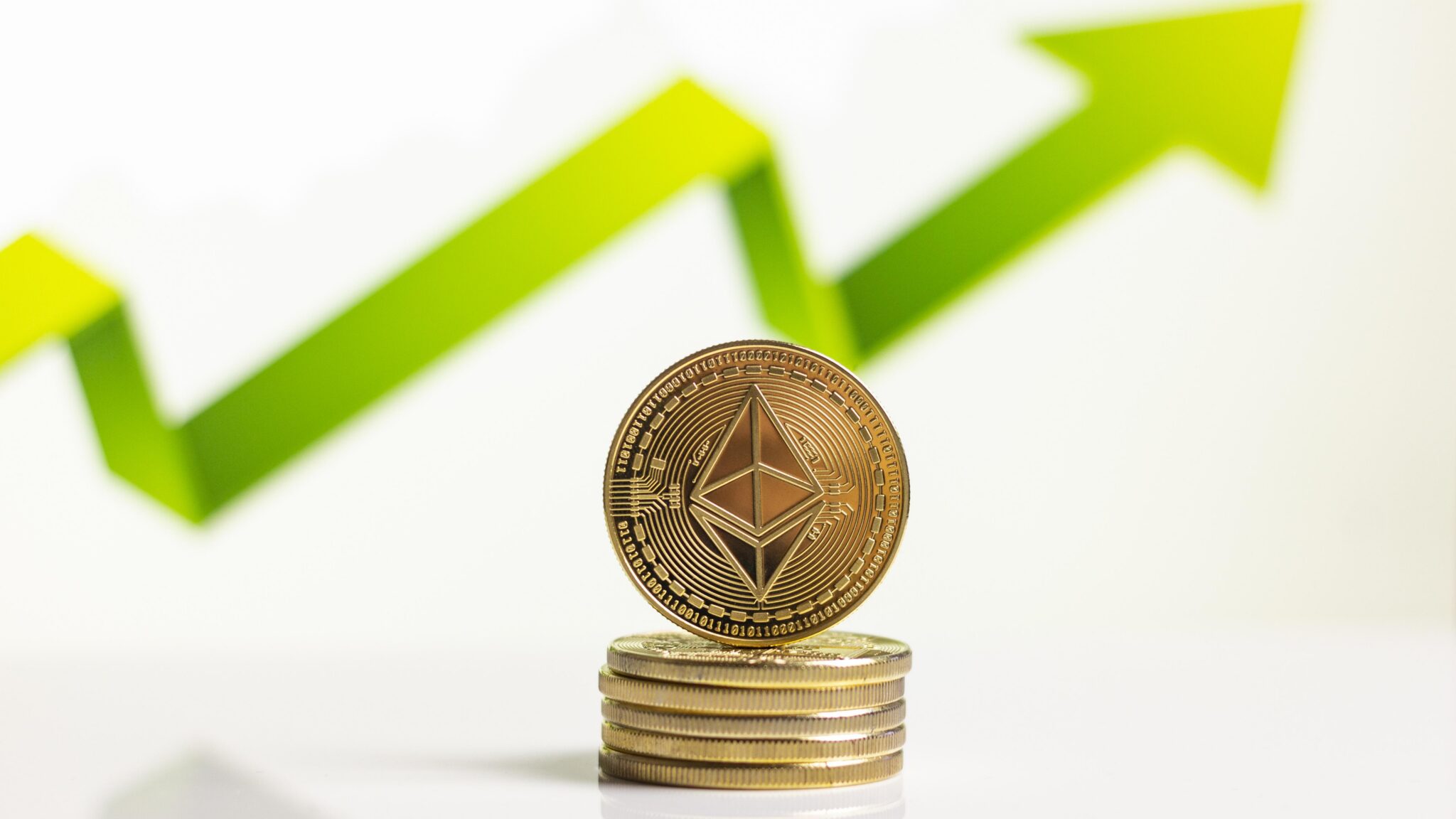Standard Chartered prevé que Ethereum llegue a los 40.000 dólares en 2030