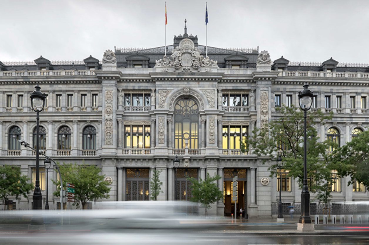 Banco de España autoriza a Bit2Me ofrecer pagos con stablecoins