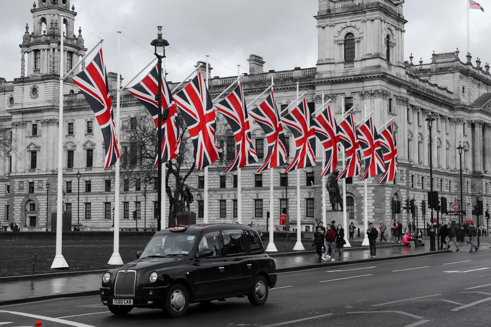 Parlamento británico contra Banco de Inglaterra por las stablecoins